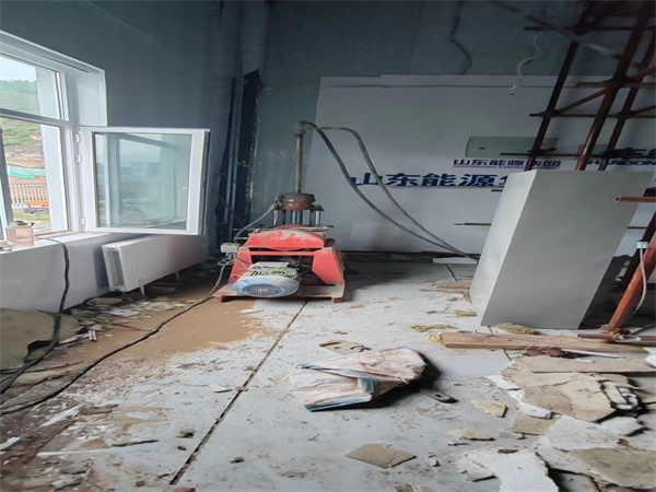 岱岳地基基础下沉墙体裂缝加固注浆顶升施工